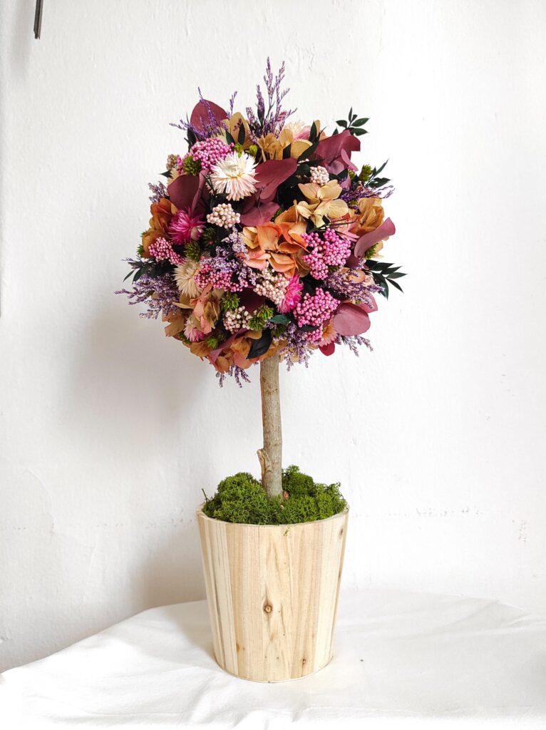 Árbol de flores preservadas