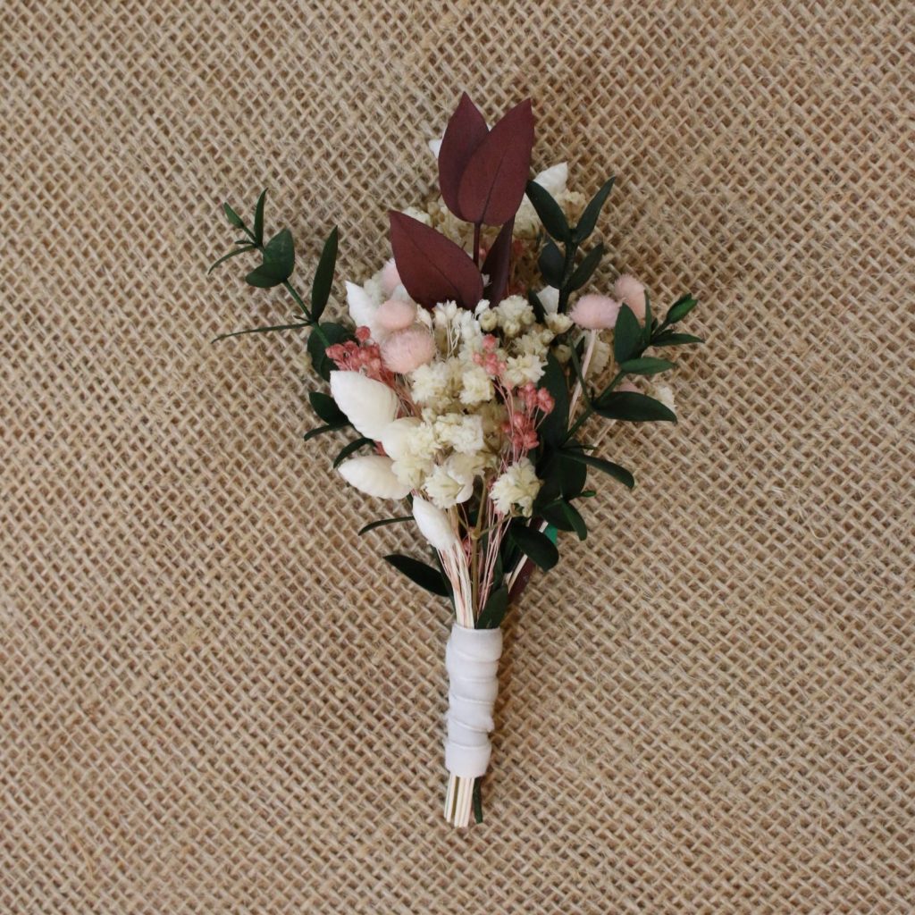 Prendido para Padrino con Flores Preservadas